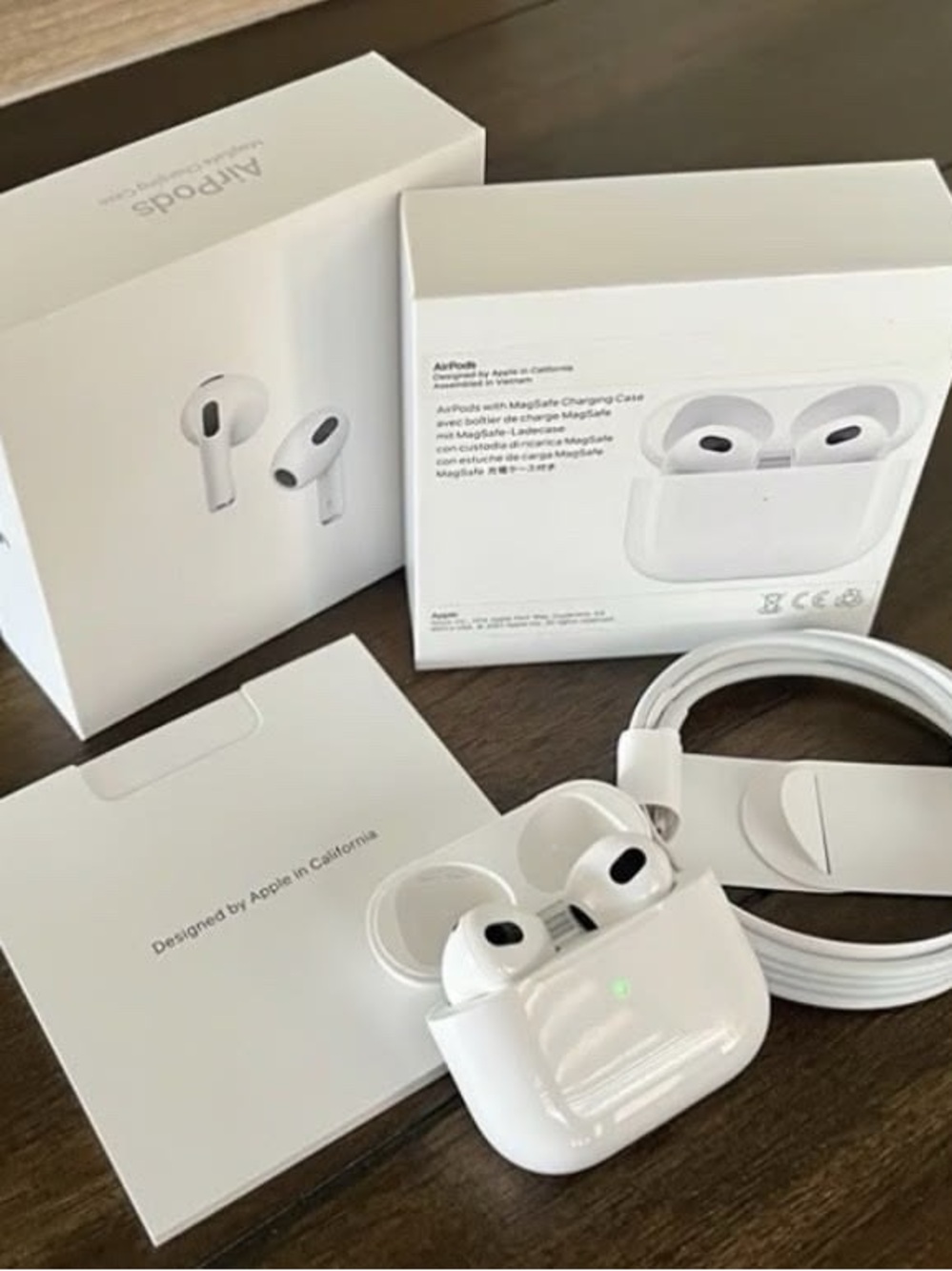 Apple White AirPods with MagSafe Charging Case and Cable